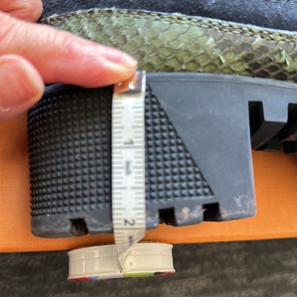 Authentic Louis Vuitton Laureate platform desert boot with snakeskin detail 37 - Picture 5 of 10